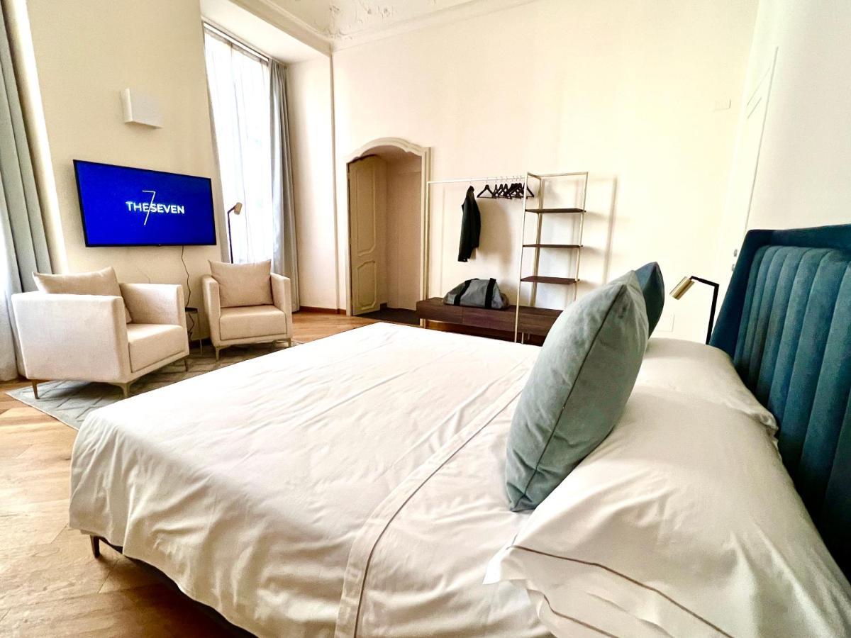 The Seven Suites Janov Exteriér fotografie